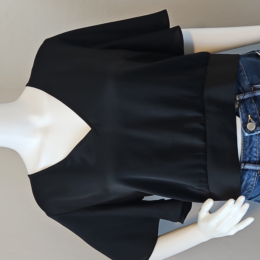 Express butterfly sleeve blouse